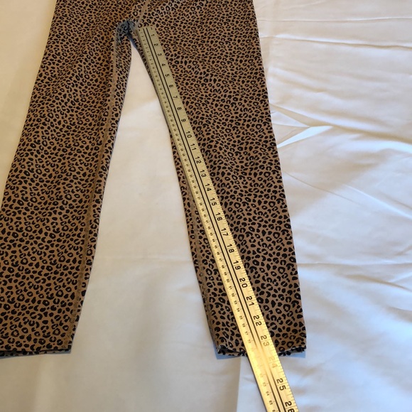 Women’s size medium Allfenix leopard hi waisted leggings - Picture 2 of 10